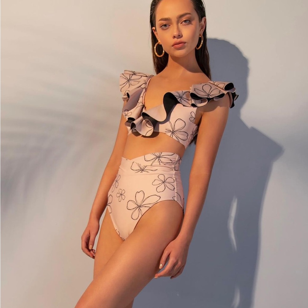 Elegant Floral Bikini Set - Cream